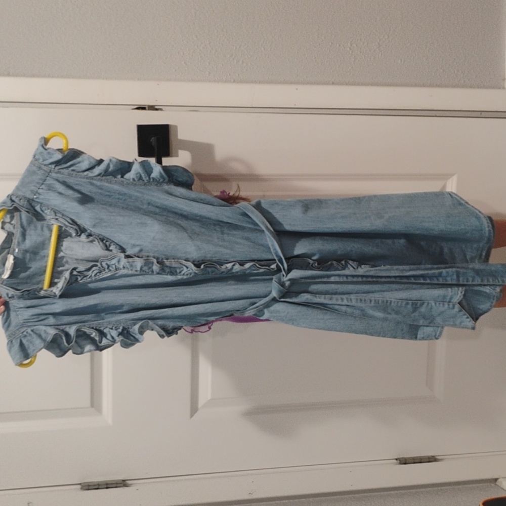 Sleeveless jean dress